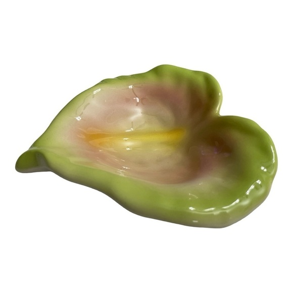 VTG Honolulu Clay Works
Calla Lily Flower Jewelry Tray Hawaii Vanity 5"x5.5" - Picture 3 of 11